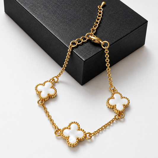 Clover Pendant
